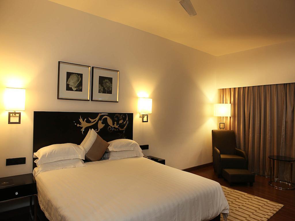 The Kay Hotel Vijayawada Room photo